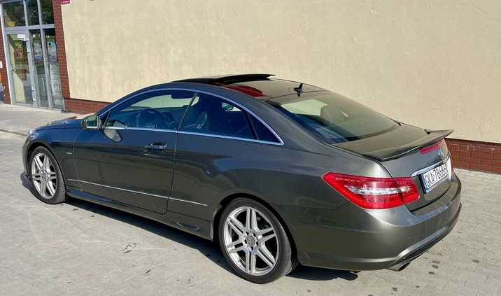 Mercedes-Benz Klasa E cena 54999 przebieg: 291000, rok produkcji 2009 z Bielawa małe 67